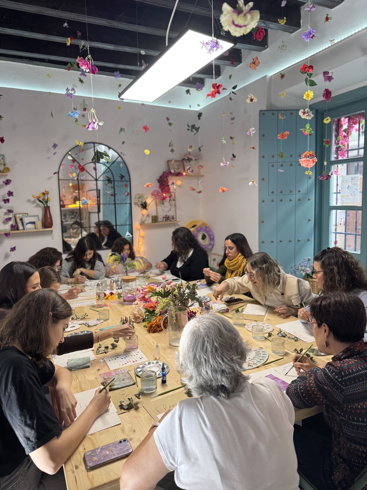 taller-pintar-acuarela-animales-marinos-galacticos-sevilla-violeta-lujan-4
